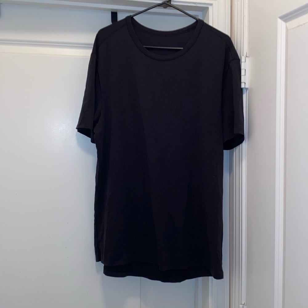 Men’s Lululemon Top